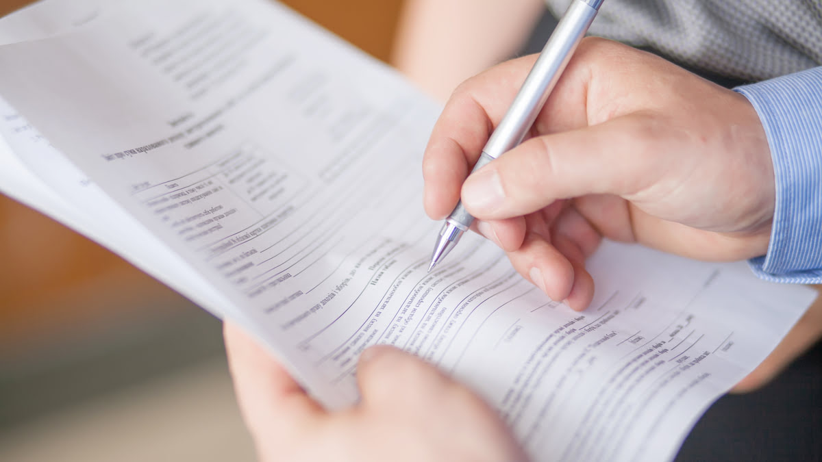 Jak napisać wniosek o upadłość konsumencką?