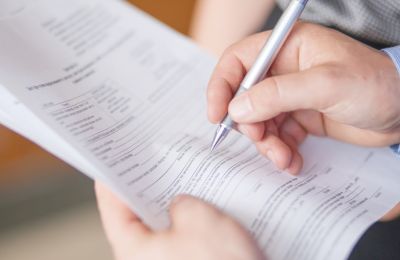 Jak napisać wniosek o upadłość konsumencką?, Jak wyczyścić BIK po upadłości konsumenckiej?, , Dziedziczenie spadku przed osobę małoletnią, Spadek z dobrodziejstwem inwentarza, Upadłość konsumencka a komornik, Wydziedziczenie testamentowe, Testament ustny, Syndyk kto to?, Czy rozwód za porozumieniem stron jest możliwy z dziećmi?